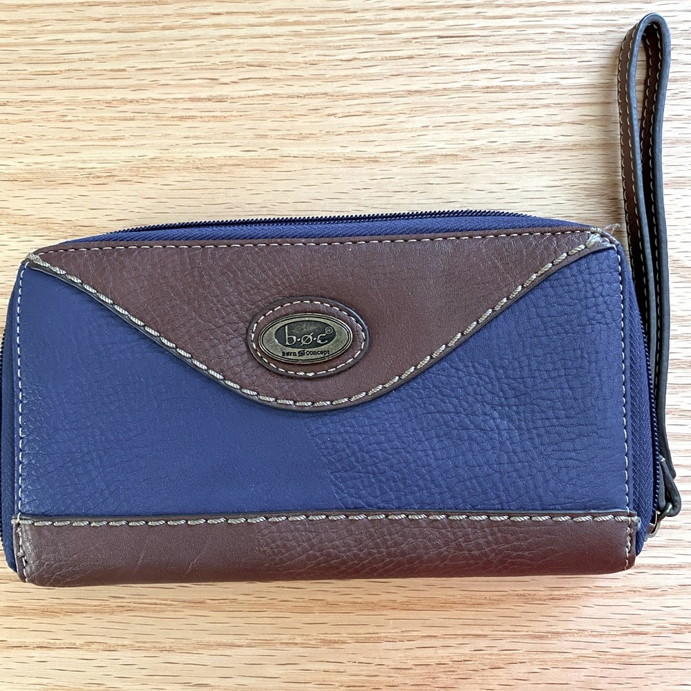 BOC Born Concept Wristlet